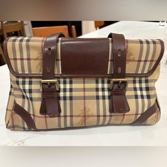 Authentic Burberry Haymarket Check Flap Shoulder Bag - Picture 3 of 7